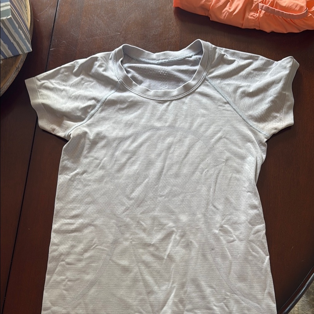 Lululemon swiftly tech